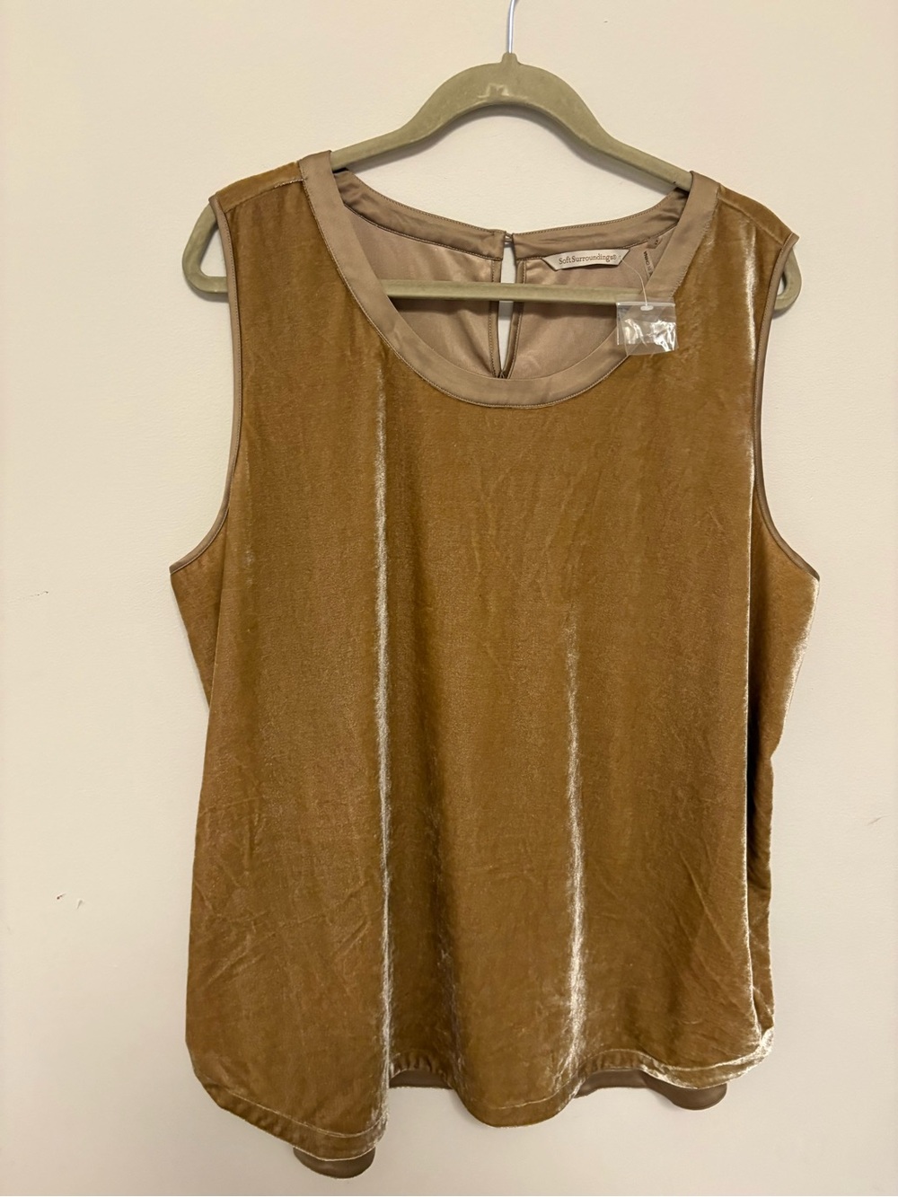 NWOT Soft Surroundings Velvet Tank Top Camisole Gold Beige Size 1X Plus Size